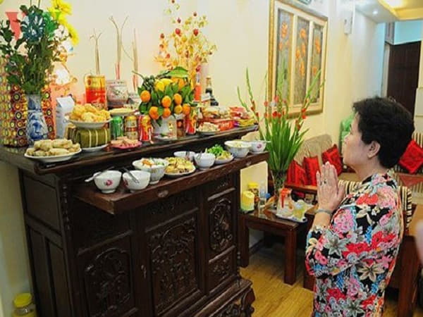 Mâm cô và bài cúng gia tiên mời tổ tiên ông bà ngày 30 Tết