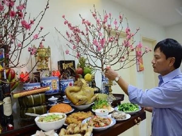 Ý nghĩa của lễ cúng gia tiên ngày 30 Tết