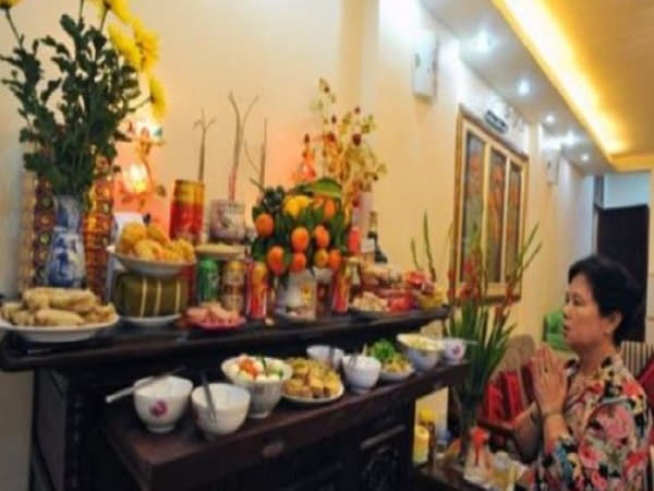 Sắm lễ và bài văn khấn tiền chủ