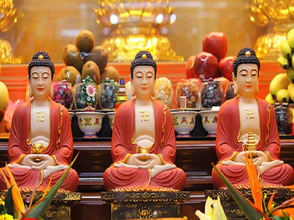 Ý nghĩa của việc lễ Ban Tam Bảo