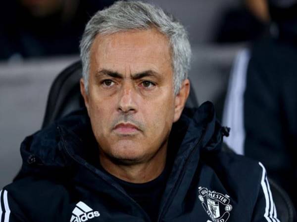 Tiểu sử và sự nghiệp của HLV Jose Mourinho ra sao?