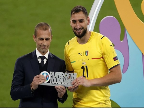 Găng tay vàng EURO 2021: Người nhện xuất sắc nhất giải đấu