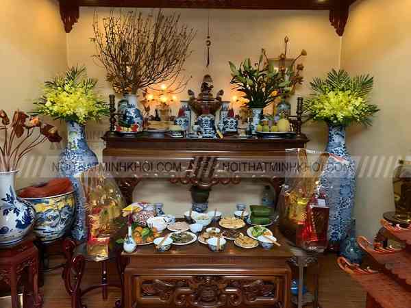 Bàn thờ có 1 bát hương có được không