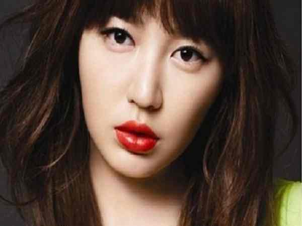  Sự nghiệp nữ môi anh đào