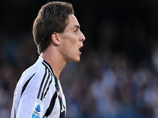 Phong cách chơi bóng của Yildiz như thế nào?